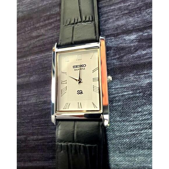 RARE NOS Seiko Men Tank Gorgeous White Dial Dress Watch - Picture 5 of 6